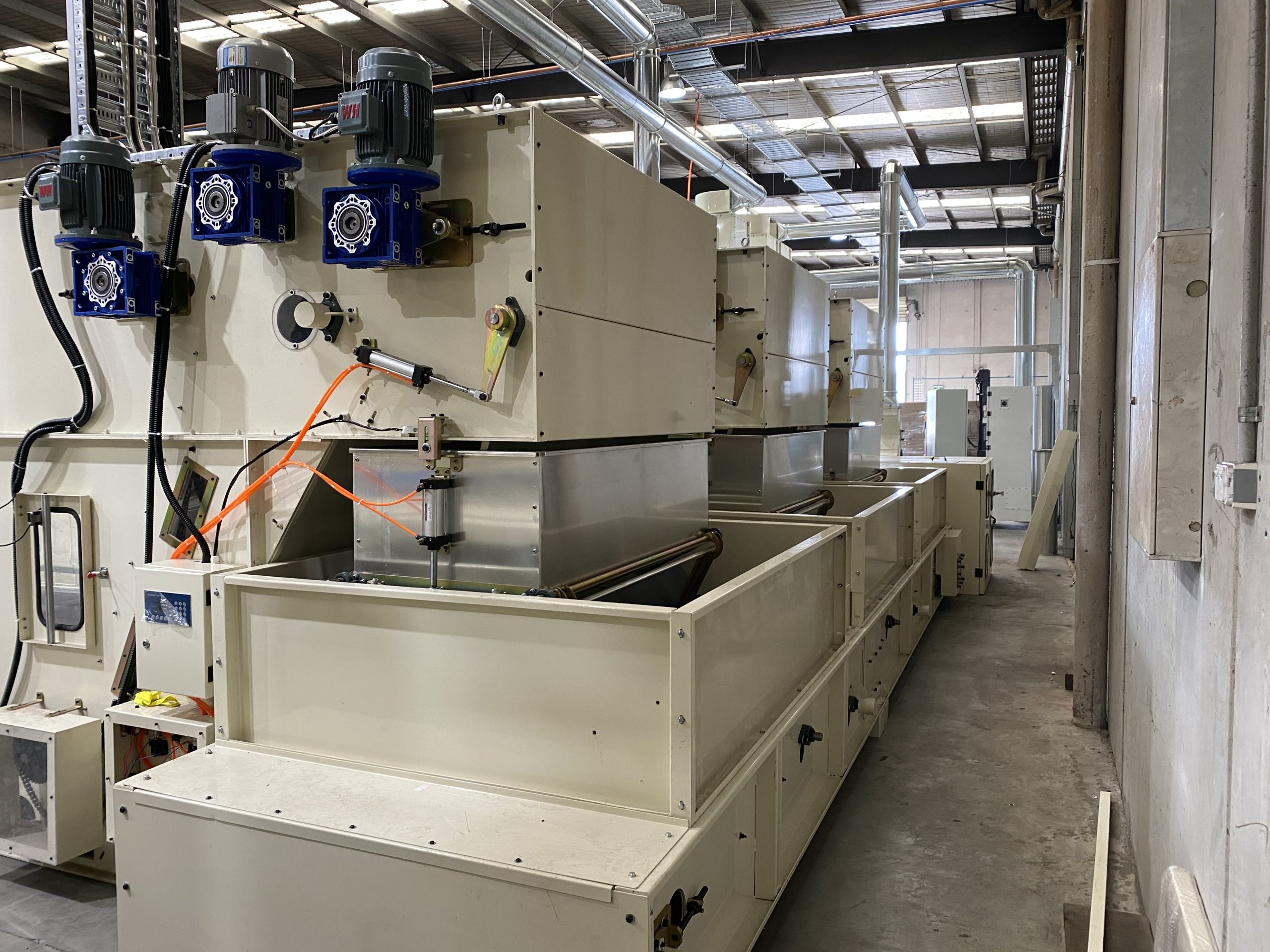 Dee One Machinery textile production equipment